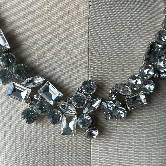 Laura Crystal Necklacece - Picture 4 of 5